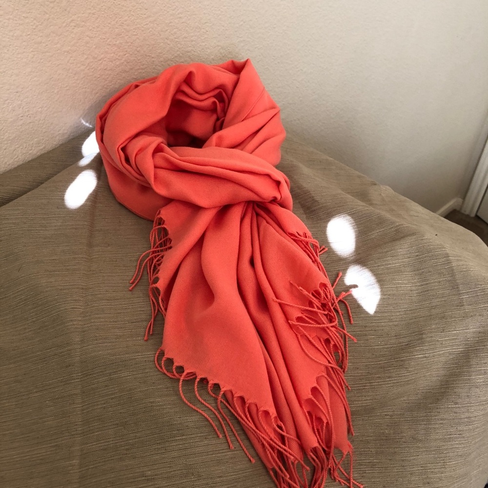 NWOT PASMINA SCARF - Picture 3 of 5